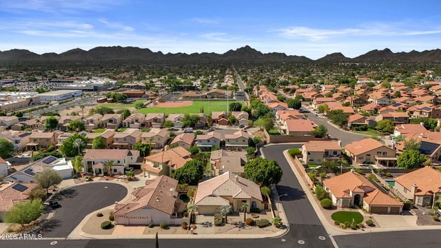3001 E REDFIELD Road, Phoenix, AZ 85032