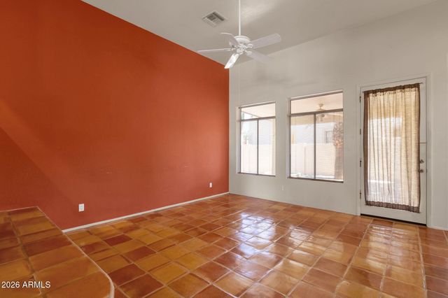 3001 E REDFIELD Road, Phoenix, AZ 85032