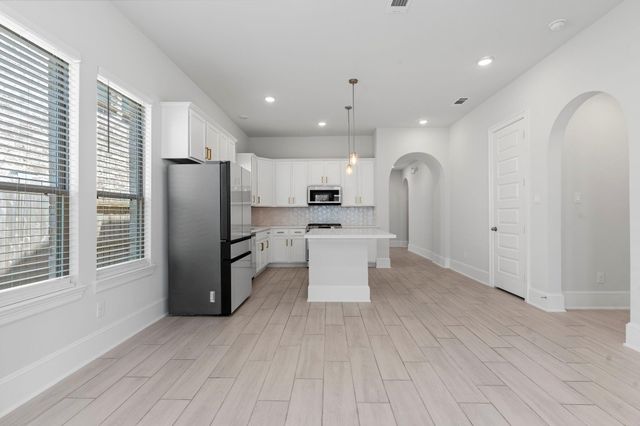 7019 Winterberry Glen Lane, Katy, TX 77493