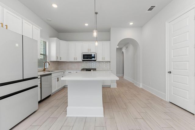 7019 Winterberry Glen Lane, Katy, TX 77493