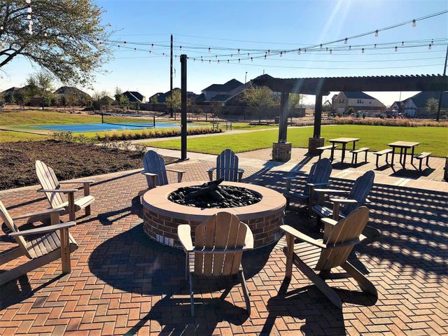 7019 Winterberry Glen Lane, Katy, TX 77493