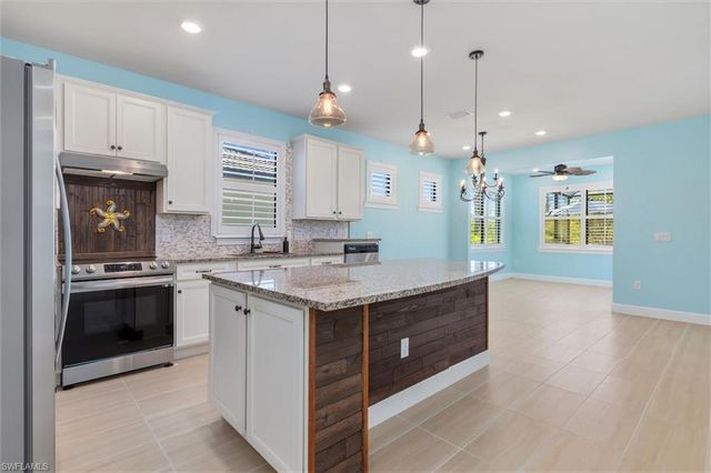 2633 Daisy DR, North Port, FL 34289