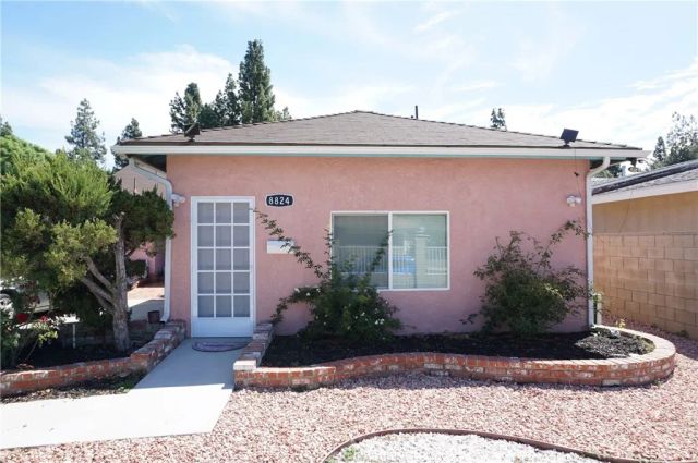 8824 Quartz Avenue, Northridge, CA 91324