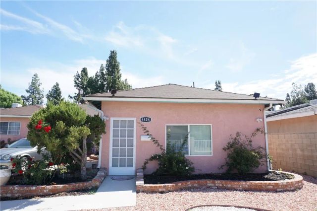 8824 Quartz Avenue, Northridge, CA 91324