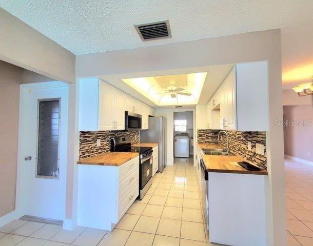 910 SANTA BRIGIDA COURT, Punta Gorda, FL 33950