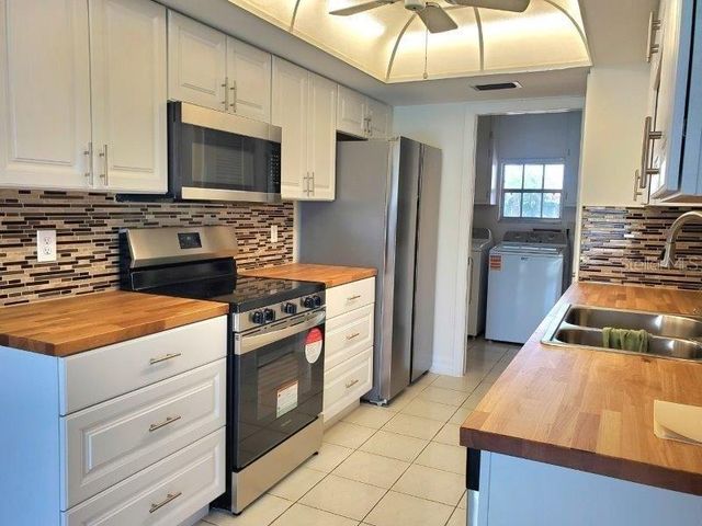 910 SANTA BRIGIDA COURT, Punta Gorda, FL 33950