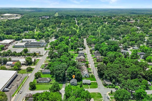 2921 W 17th Street, Little Rock, AR 72204