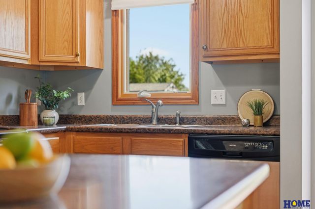 5116 S 78th Street, Lincoln, NE 68516