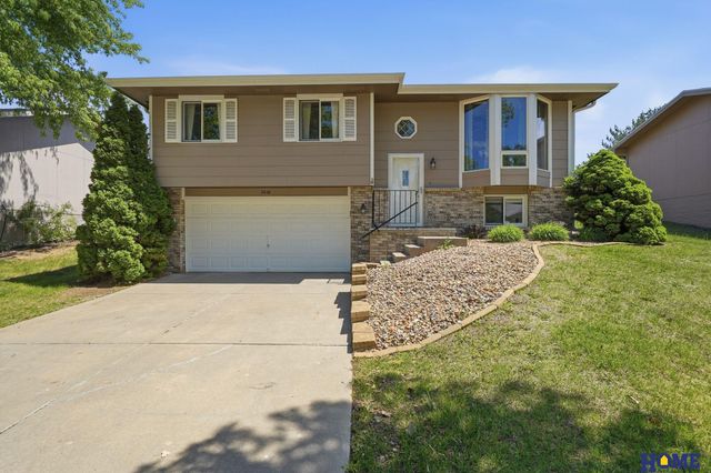 5116 S 78th Street, Lincoln, NE 68516