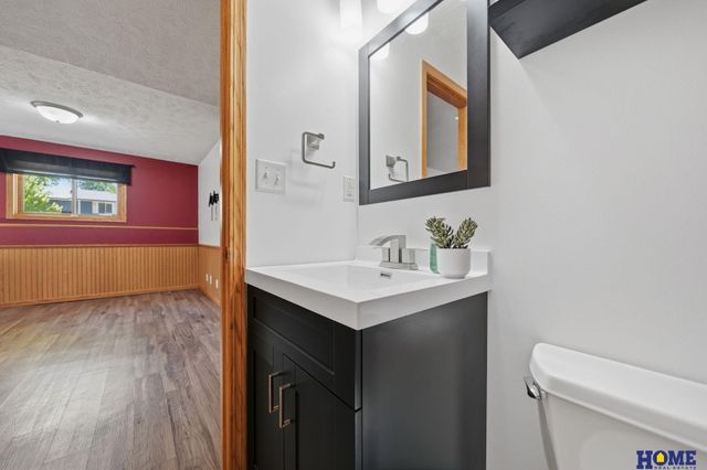 5116 S 78th Street, Lincoln, NE 68516