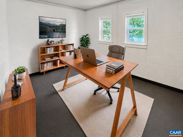 1304 POPLAR ST, Charlottesville, VA 22902