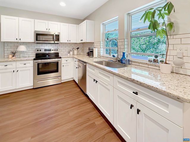 1304 POPLAR ST, Charlottesville, VA 22902