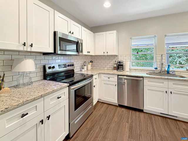 1304 POPLAR ST, Charlottesville, VA 22902