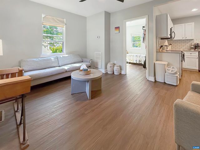 1304 POPLAR ST, Charlottesville, VA 22902