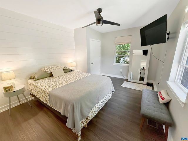1304 POPLAR ST, Charlottesville, VA 22902
