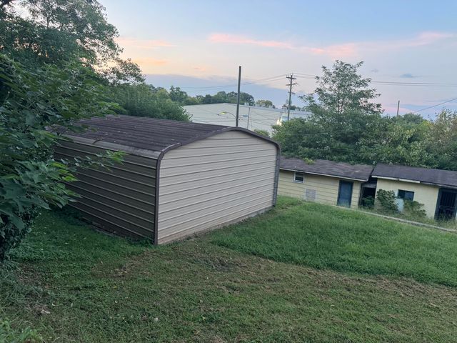 4513 Highland Avenue, Chattanooga, TN 37410
