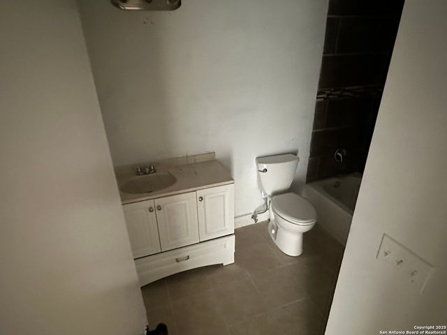 8730 Meadow Song, Converse, TX 78109