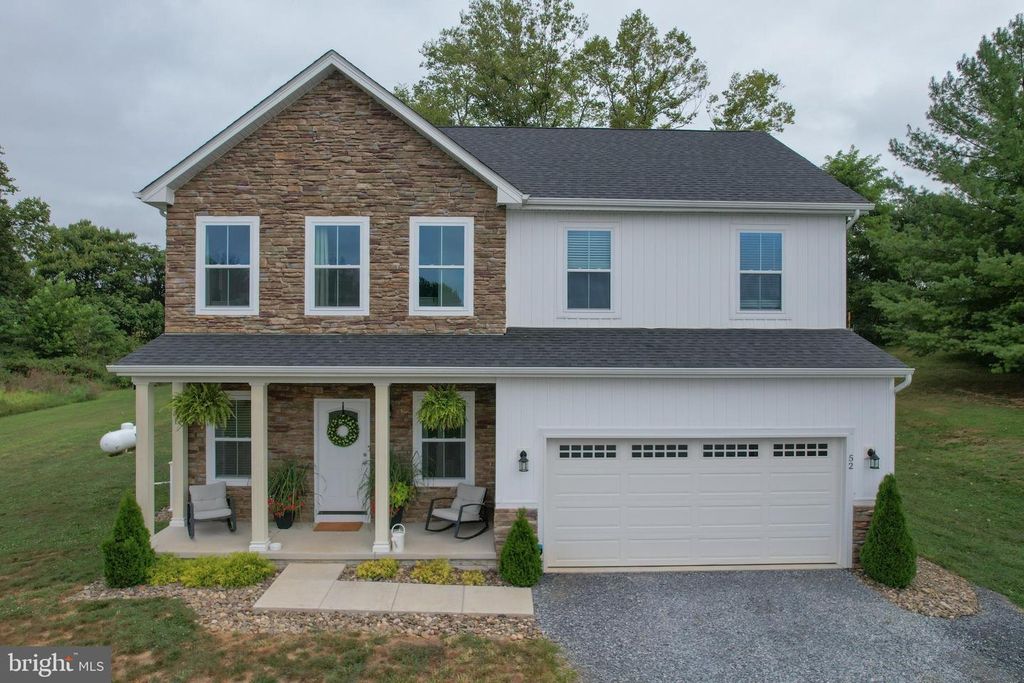 52 FENNEC FOX LN, Shenandoah Junction, WV 25442