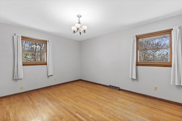 N76W22140 Cherry Hill ROAD, Lisbon, WI 53089