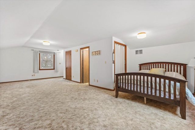 N76W22140 Cherry Hill ROAD, Lisbon, WI 53089