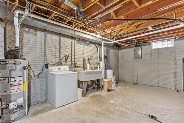 N76W22140 Cherry Hill ROAD, Lisbon, WI 53089