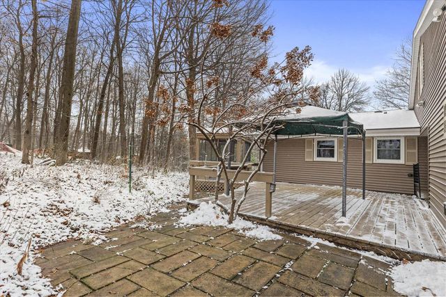 N76W22140 Cherry Hill ROAD, Lisbon, WI 53089