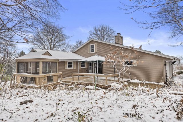 N76W22140 Cherry Hill ROAD, Lisbon, WI 53089