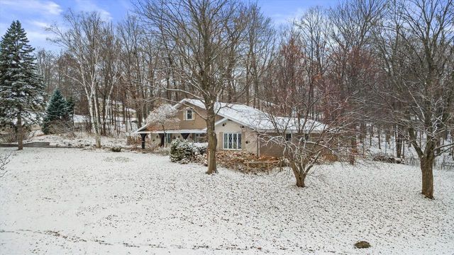 N76W22140 Cherry Hill ROAD, Lisbon, WI 53089