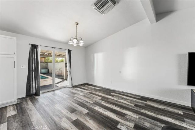 1046 W Avenue H6, Lancaster, CA 93534