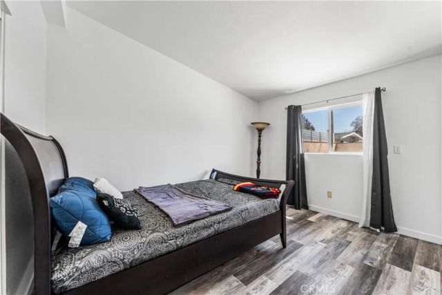 1046 W Avenue H6, Lancaster, CA 93534