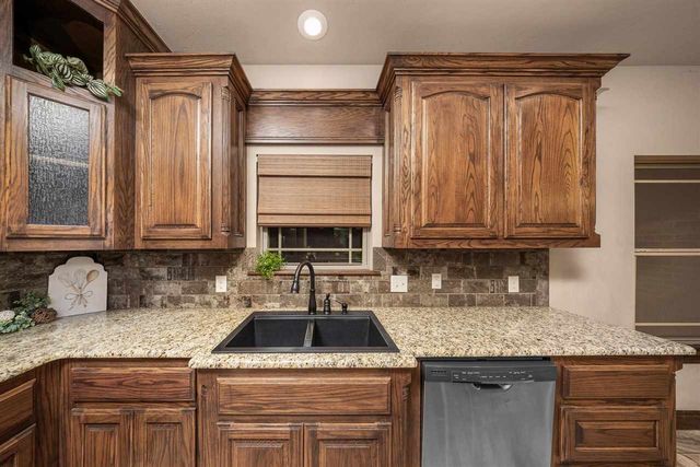 13195 NE Tony Creek Rd, Elgin, OK 73538