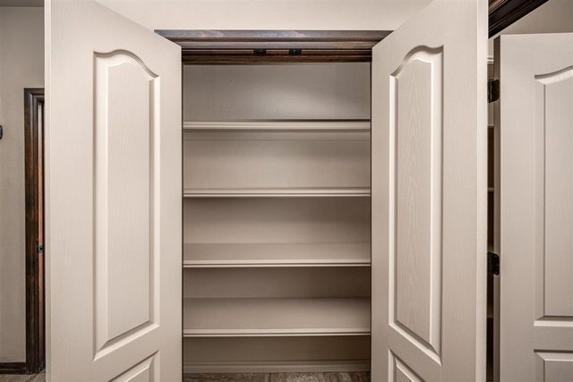 13195 NE Tony Creek Rd, Elgin, OK 73538