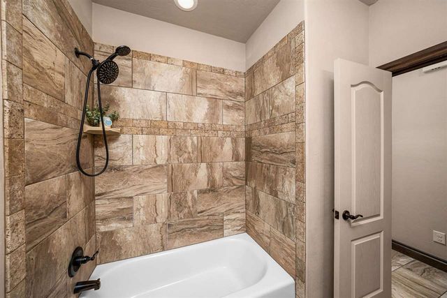 13195 NE Tony Creek Rd, Elgin, OK 73538