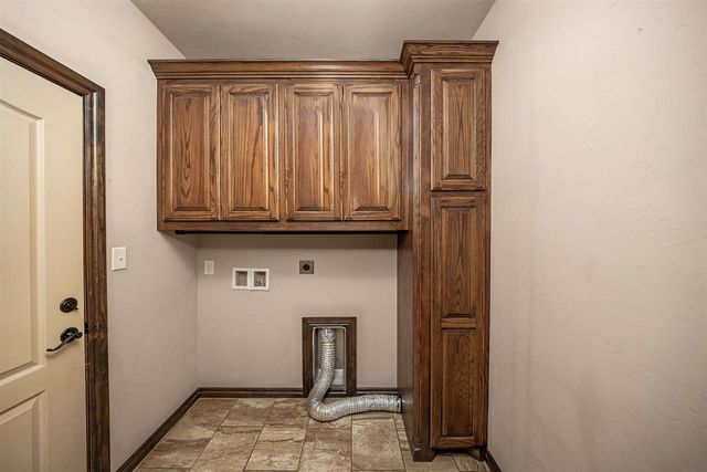 13195 NE Tony Creek Rd, Elgin, OK 73538