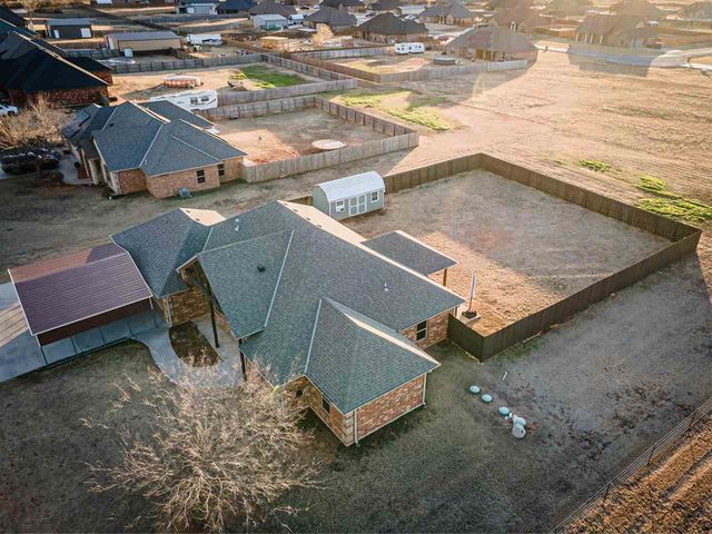 13195 NE Tony Creek Rd, Elgin, OK 73538