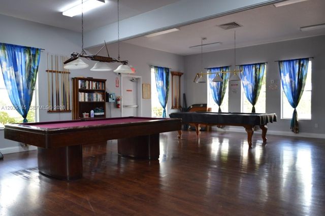 2821 Somerset Dr 117, Lauderdale Lakes, FL 33311