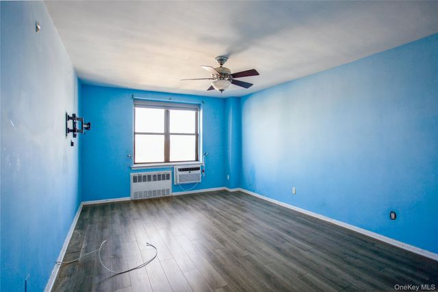 333 E Broadway 3B, Long Beach, NY 11561