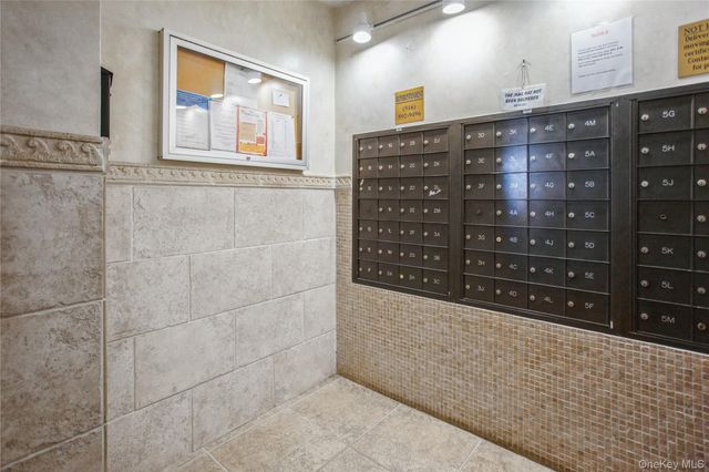 333 E Broadway 3B, Long Beach, NY 11561
