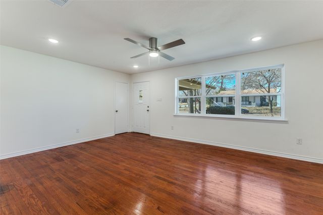 2710 Fairfax Drive, Garland, TX 75041