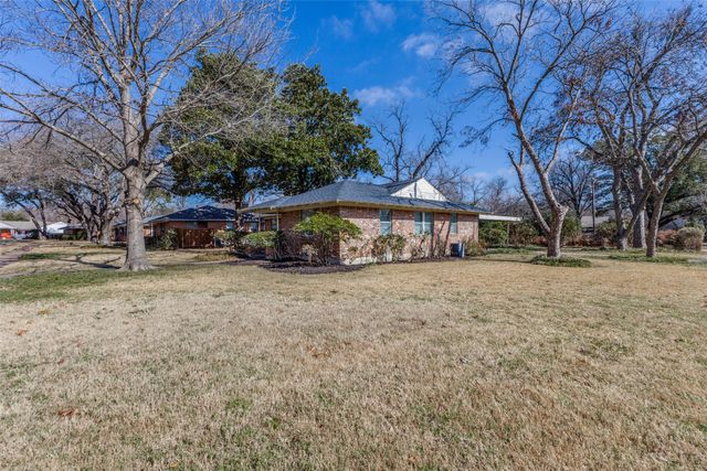 2710 Fairfax Drive, Garland, TX 75041