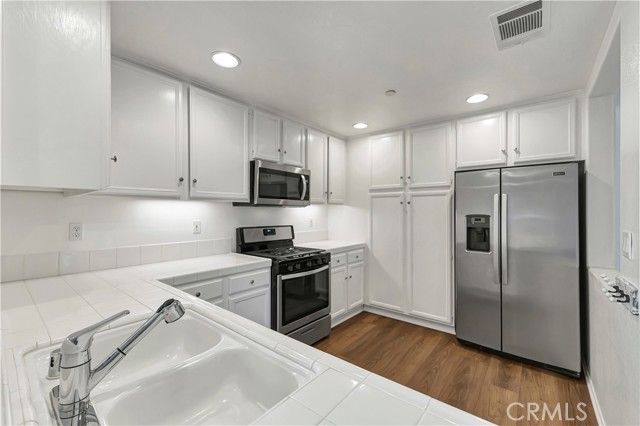 40 Three Vines Court, Ladera Ranch, CA 92694