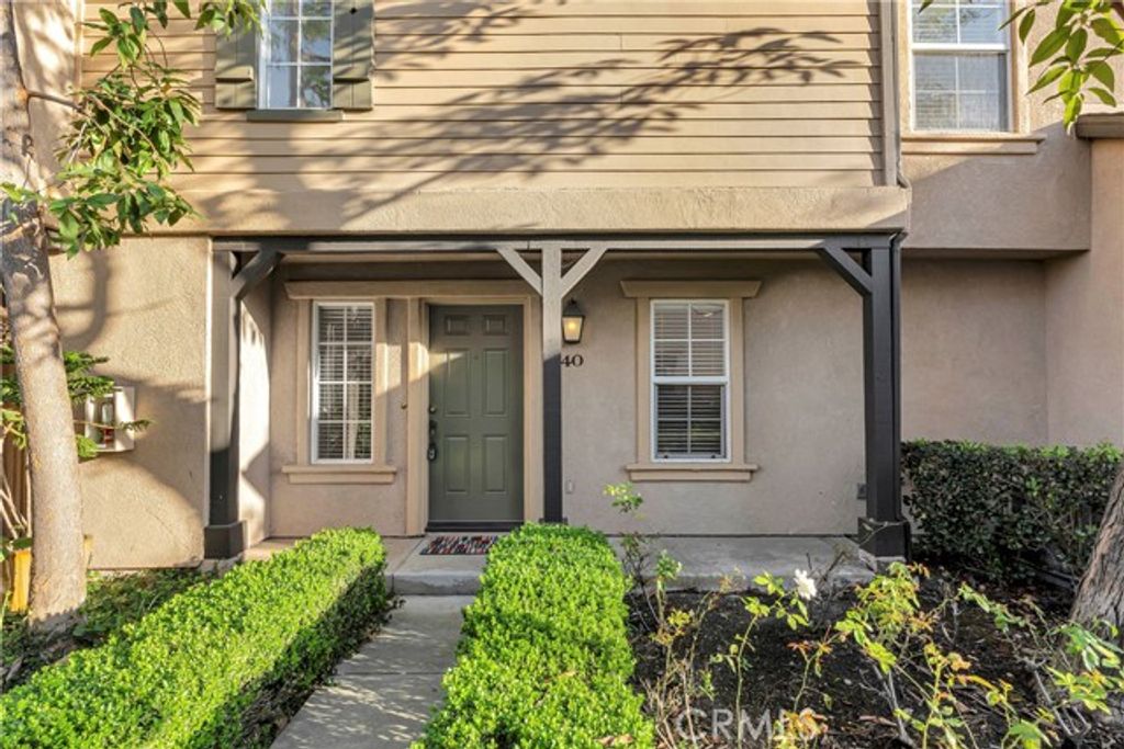 40 Three Vines Court, Ladera Ranch, CA 92694