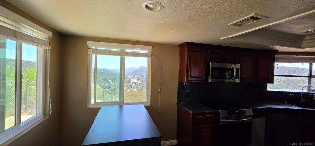 24501 Tesoro Way, Ramona, CA 92065