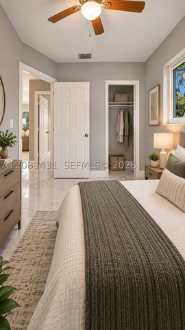 4960 SW 28th Ter, Dania Beach, FL 33312