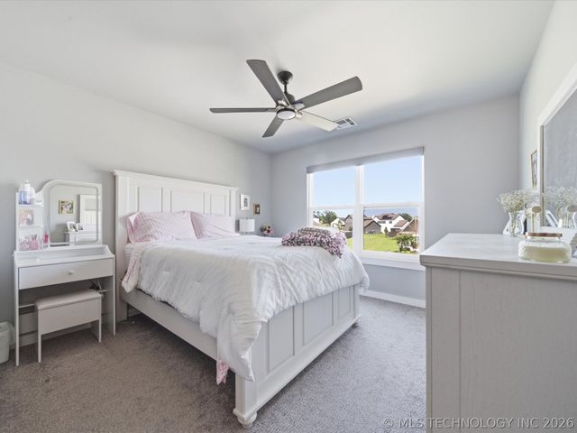 12722 S Maplewood Avenue E, Bixby, OK 74008