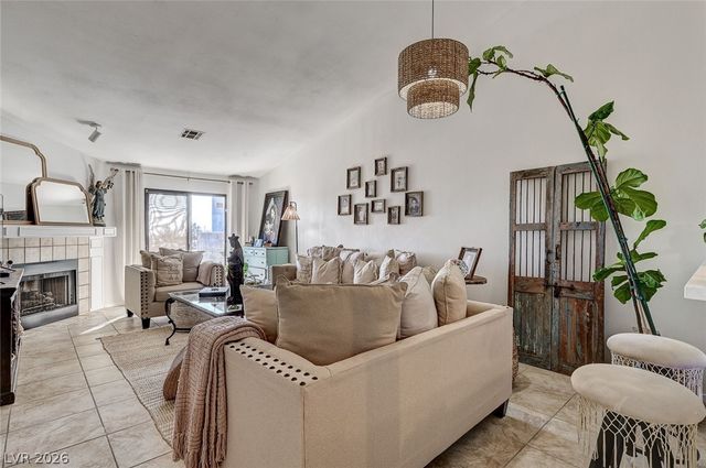 216 Yardarm Way, Las Vegas, NV 89145