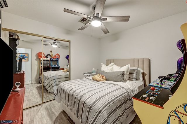 216 Yardarm Way, Las Vegas, NV 89145