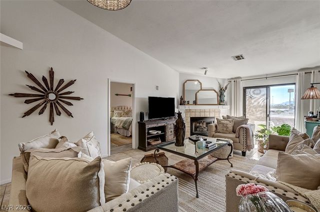 216 Yardarm Way, Las Vegas, NV 89145