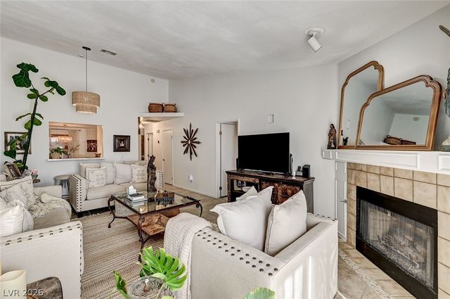 216 Yardarm Way, Las Vegas, NV 89145