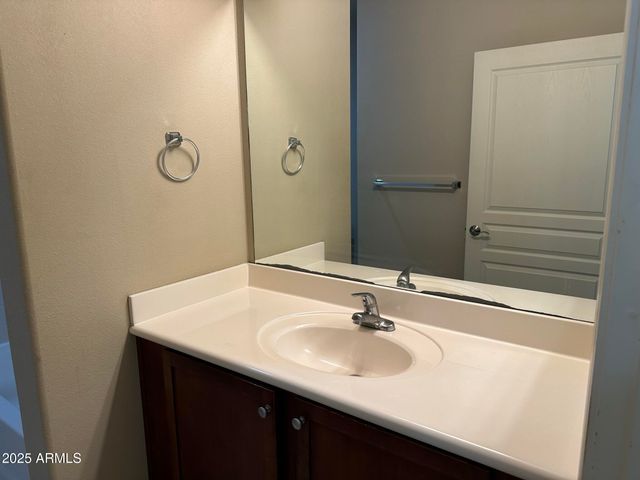 1117 E 8TH Street 1002, Tempe, AZ 85281